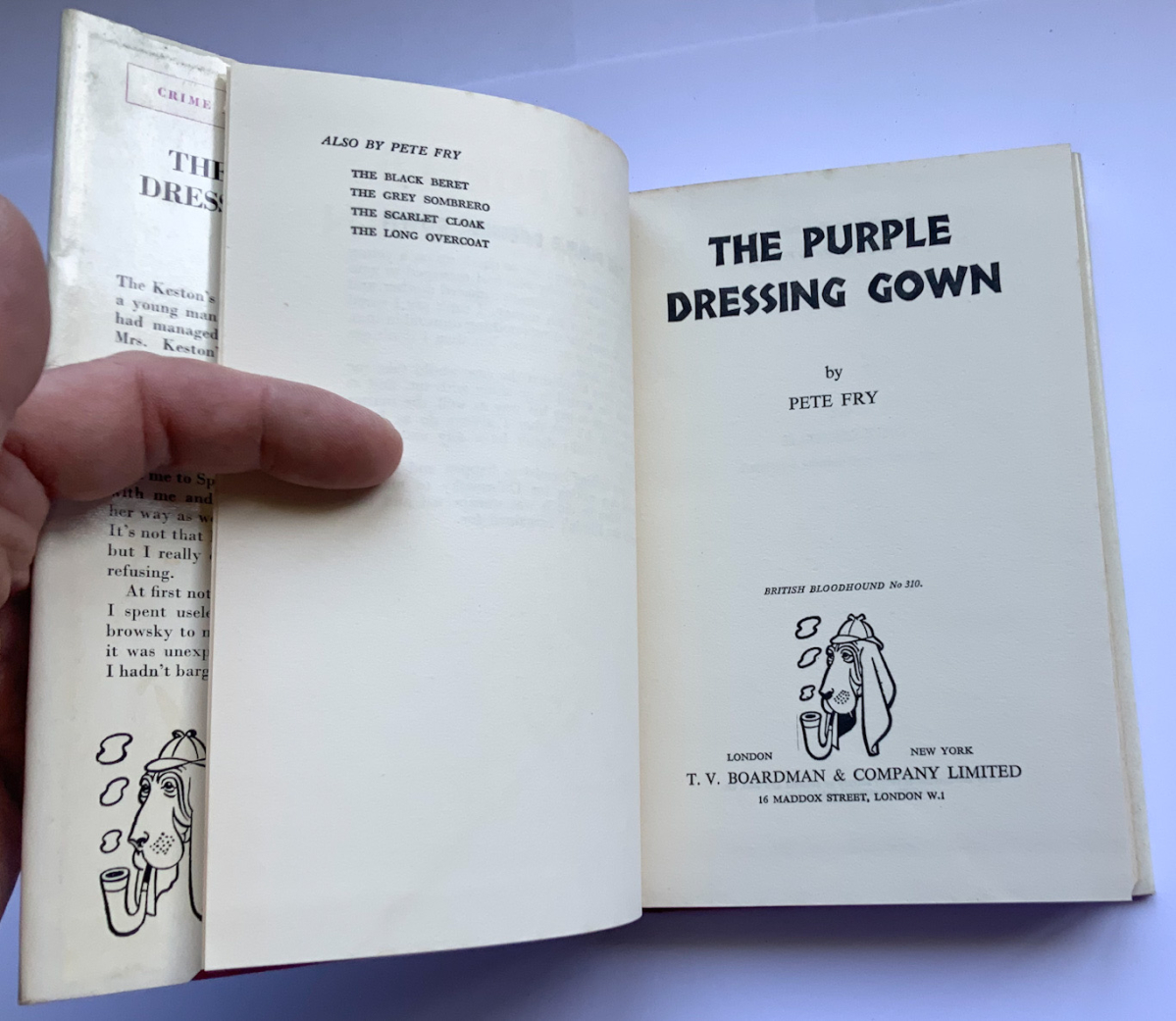THE PURPLE DRESSING GOWN British crime book by Pete Fry 1960 1st edition